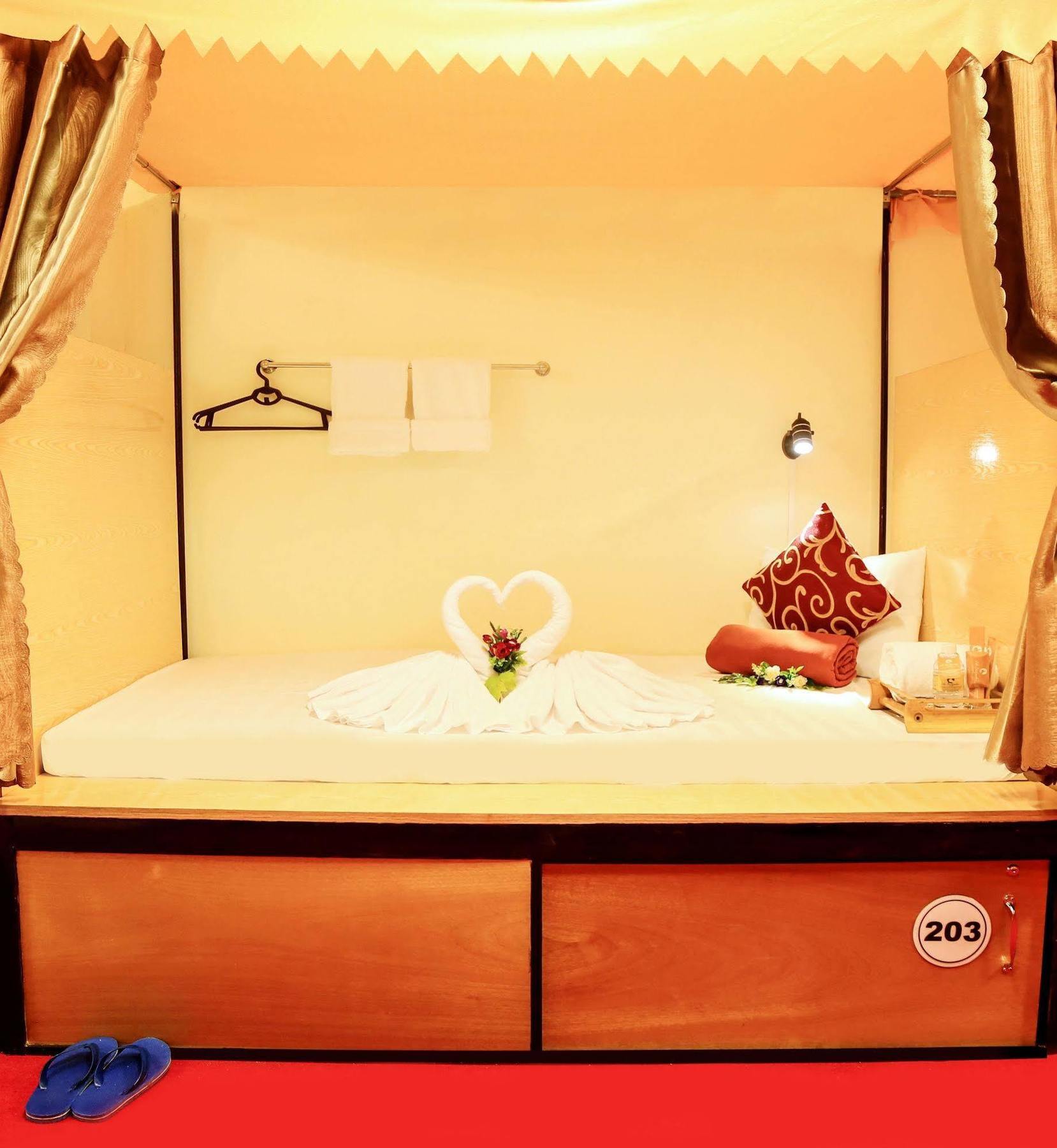 Like Backpacker Hostel Дананг Экстерьер фото